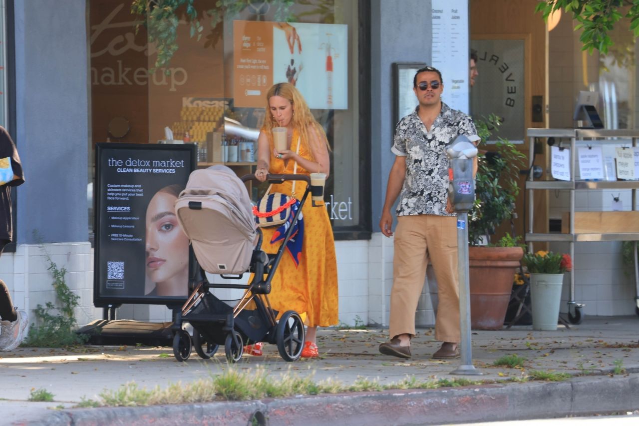 Rumer Willis and Derek Richard Thomas Out in Los Angeles4